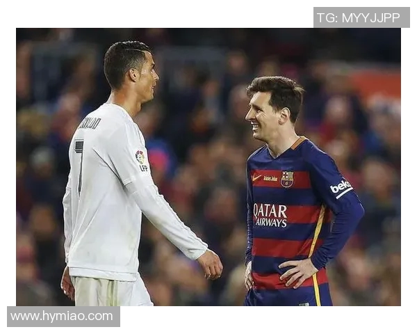 足球巨星对比全解析：梅西与C罗的传奇较量与风格差异