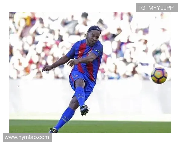 穿裆足球球星展现精湛技巧惊艳赛场引爆球迷热情